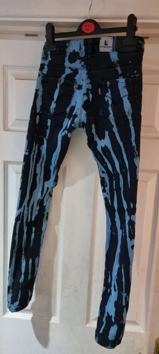 Light Blue Hankycode Bleachers