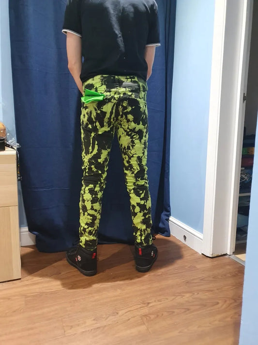 Light Green Hankycode Bleachers