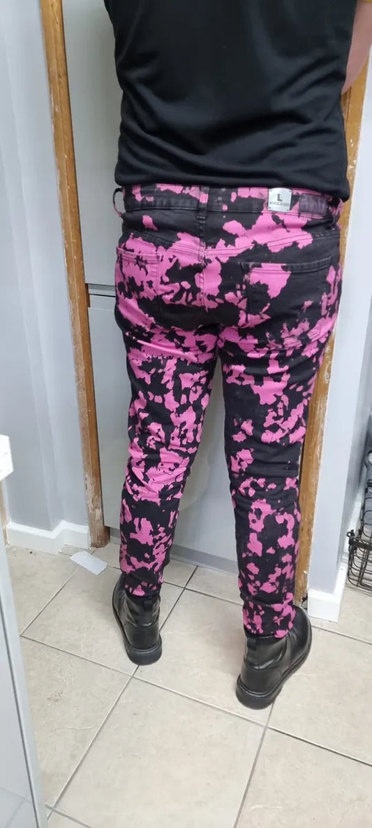 Pink Hankycode Bleachers